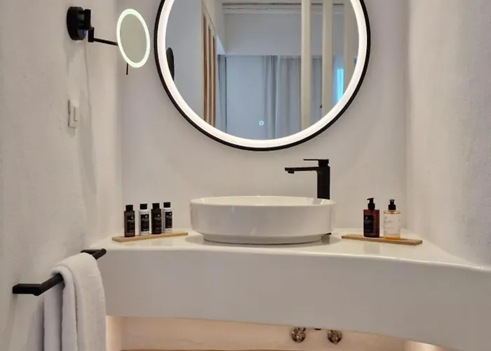 Aparthotel Agada Folegandros & Adults Only