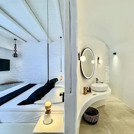 Aparthotel Agada Folegandros & Adults Only 4*